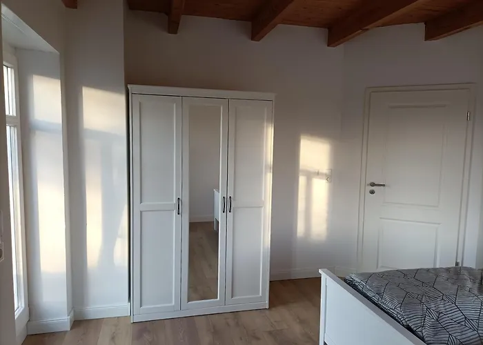 Neu! Modernes Im Hochmoor 里尔